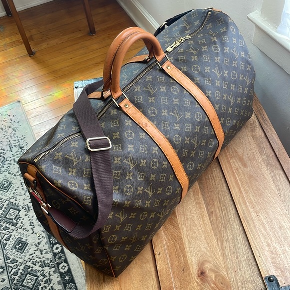 Louis Vuitton Bandouliere Keepall 60 Travel Bag - Picture 4 of 17